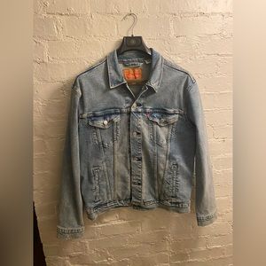 Men’s large Levi’s Jacket